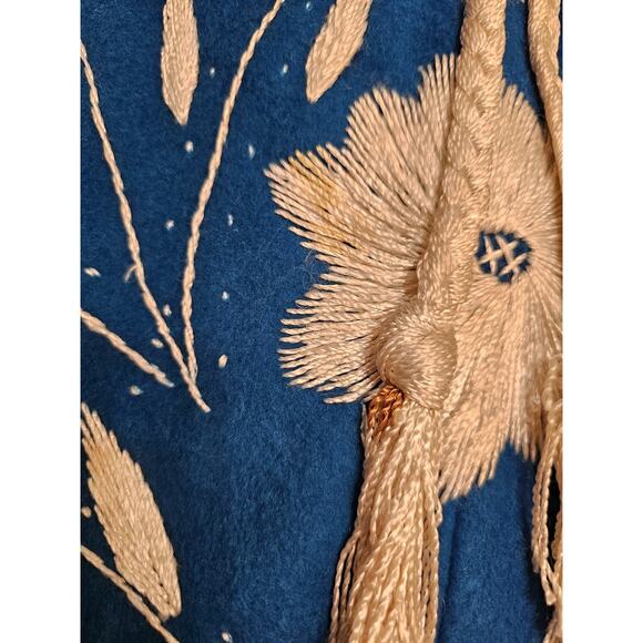 Vintage Youth 70s Embroidered Mexican Poncho/Cape Wool Tassel Fringe Teal - Picture 6 of 8